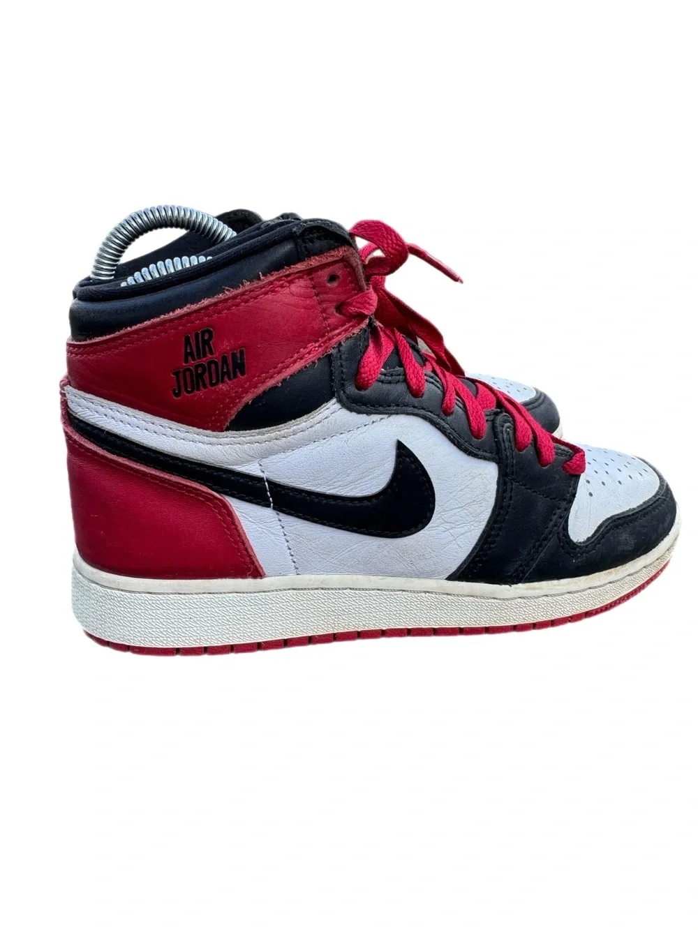 Jordan 1 Retro High OG Kids Shoes - White/Black/Red Sz 4Y FD4137-106 Basketball